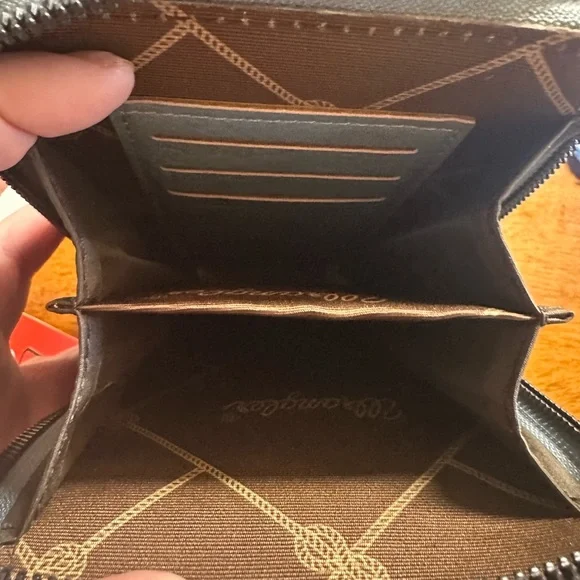 Wrangler blue/ Black Leather Crossbody Wallet - Picture 5 of 8